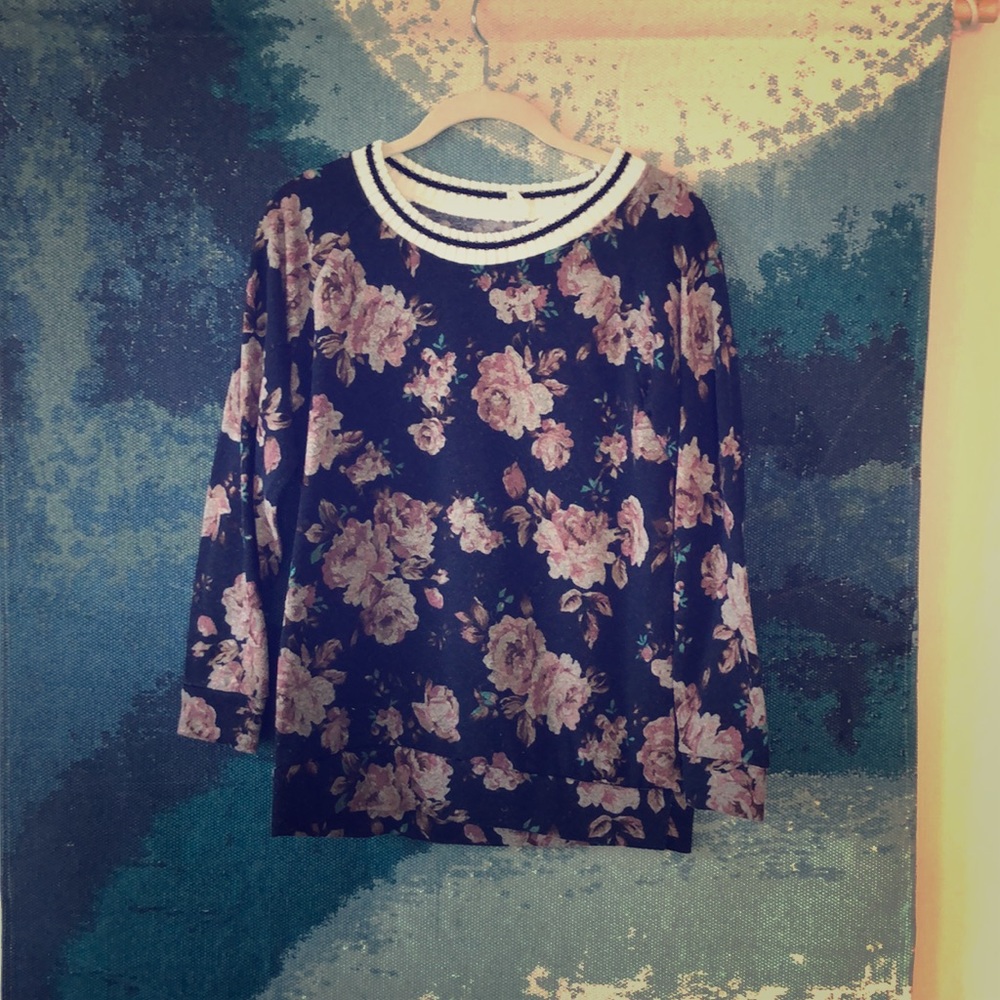 Maternity floral lightweight sweater